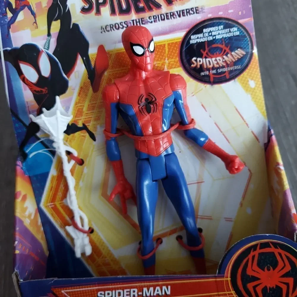 Marvel Spider-Man: Across The Spider-Verse 6-inch Action Figure